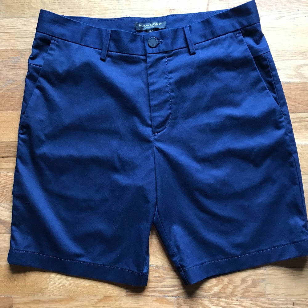 Banana Republic Men's Aidan Short Size 30 Navy